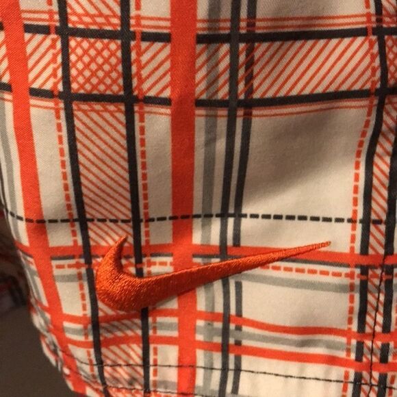 Nike x sacai Men's Multicolor Plaid Drawstring Swim Board Shorts Size 34 - Picture 8 of 8